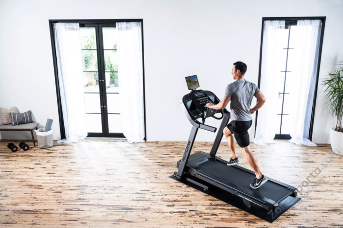 Беговая дорожка Horizon 7.0AT-24 Беговая дорожка Horizon 7.0AT-24