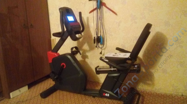 Горизонтальный велотренажер CardioPower R45 Горизонтальный велотренажер CardioPower R45