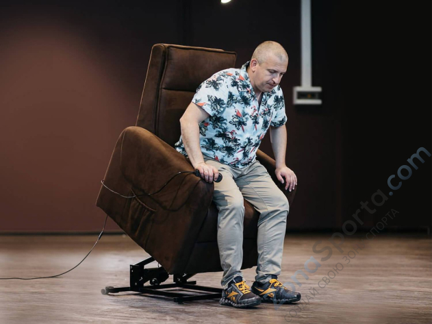 Массажное кресло-реклайнер EGO Lift Chair DM04004 Шоколад Массажное кресло-реклайнер EGO Lift Chair DM04004 Шоколад