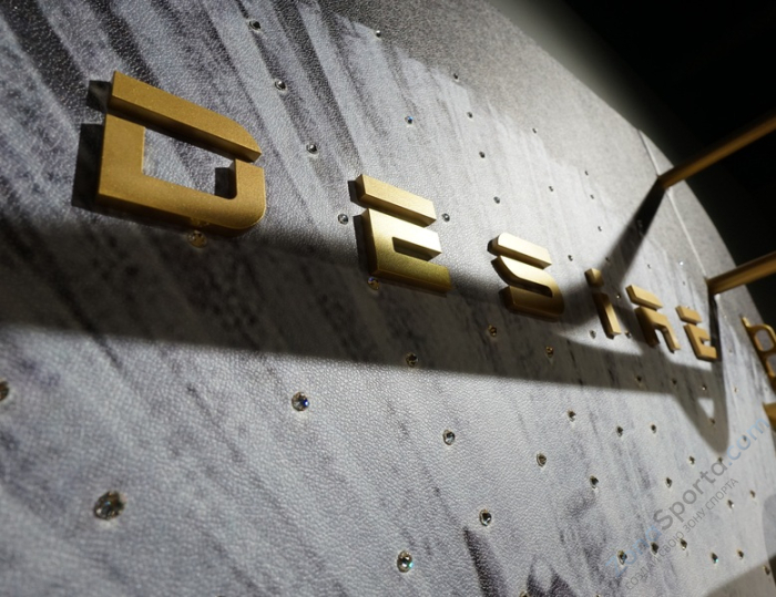 Многофункциональный комплекс с изображением и кристаллами Swarovski Desire Prime Print Custom Многофункциональный комплекс с изображением и кристаллами Swarovski Desire Prime Print Custom