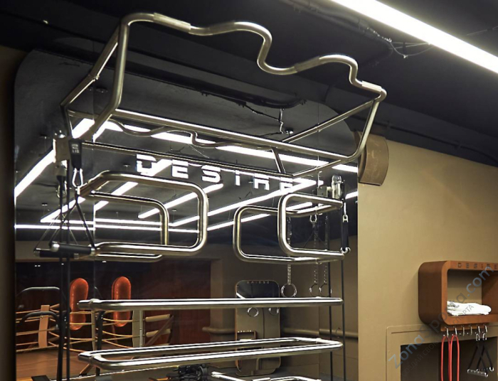 Многофункциональный комплекс с зеркальной стенкой и элементами из нержавеющей стали Desire Prime Vision Многофункциональный комплекс с зеркальной стенкой и элементами из нержавеющей стали Desire Prime Vision