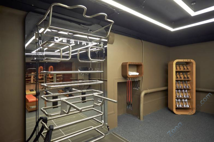 Многофункциональный комплекс с зеркальной стенкой и элементами из нержавеющей стали Desire Prime Vision Многофункциональный комплекс с зеркальной стенкой и элементами из нержавеющей стали Desire Prime Vision