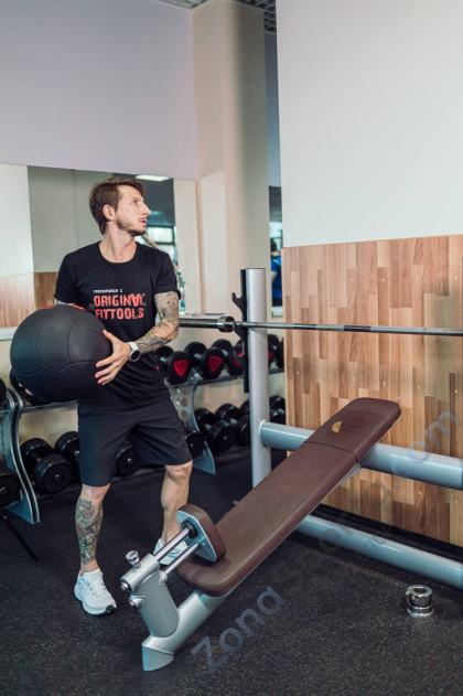 Тренировочный мяч Original FitTools Wall Ball Deluxe 10 кг