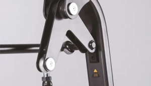 Грудной жим сидя на свободных весах AnyFit T01